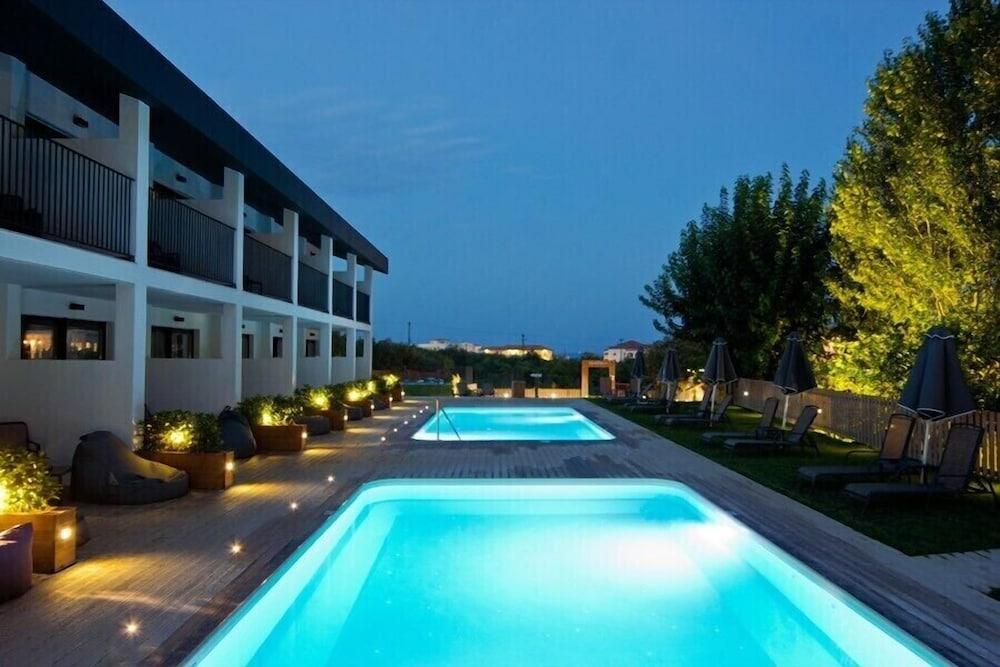 מלון Plános Aqua Bay מראה חיצוני תמונה